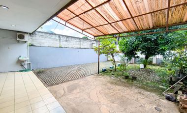 Rumah Strategis 6 Menit ke Gerbang Tol Joglo 3 SHM Siap Huni J-46266