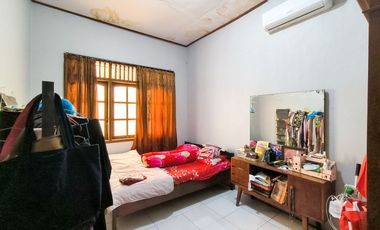 Rumah Strategis 6 Menit ke Gerbang Tol Joglo 3 SHM Siap Huni J-46266