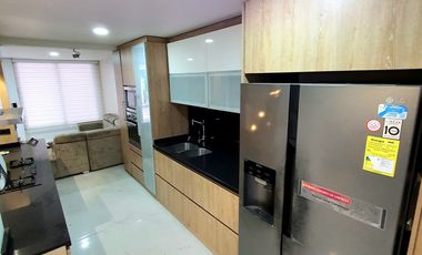 casa en venta en av. libertadores, el tesoro. Cod V4947