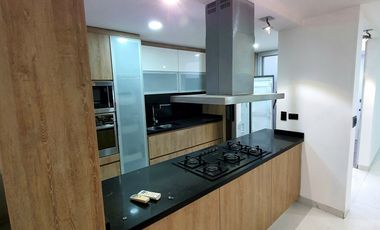 casa en venta en av. libertadores, el tesoro. Cod V4947