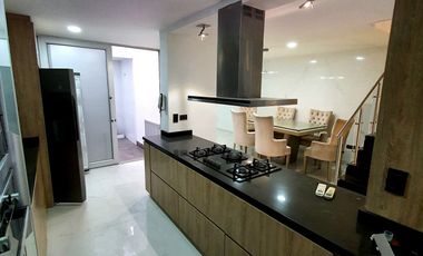 casa en venta en av. libertadores, el tesoro. Cod V4947