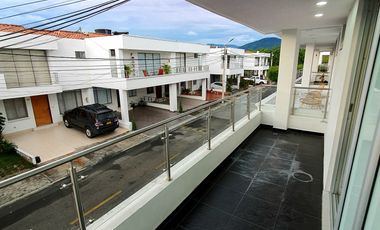 casa en venta en av. libertadores, el tesoro. Cod V4947