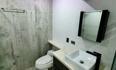 casa en venta en av. libertadores, el tesoro. Cod V4947