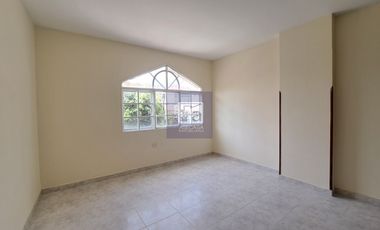 COD. 4075 - SE ARRIENDA CASA - BARRIO: FONTANA