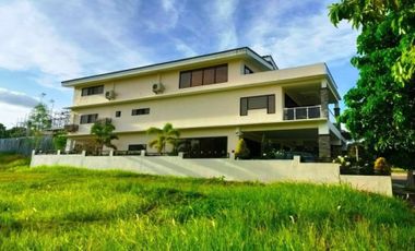 Elegant 6 bedroom House for Sale in Pristina North Talamban Cebu