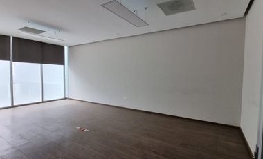 Renta Oficina acondicionada de 423m2 - zona Contry Tec  Monterrey