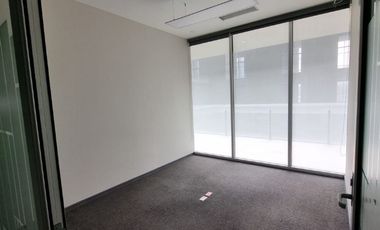 Renta Oficina acondicionada de 423m2 - zona Contry Tec  Monterrey