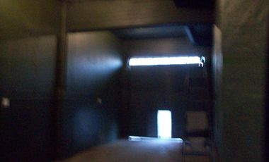 Local 160 m2 a mts de Av. Mosconi