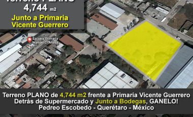 Terreno Comercial de 4,744 m2 en Centro de Pedro Escobedo, Junto a Bodegas !!!
