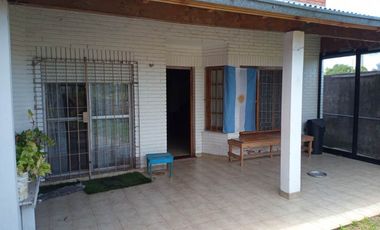 Casa Fondo en venta en Quilmes Oeste
