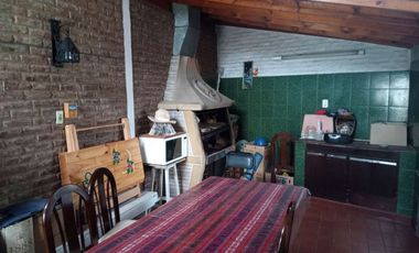 Casa Fondo en venta en Quilmes Oeste