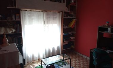 Casa Fondo en venta en Quilmes Oeste