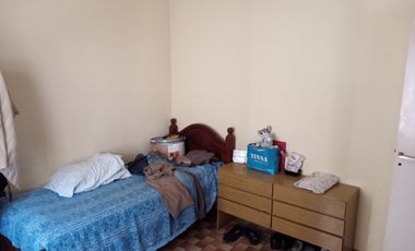 Casa Fondo en venta en Quilmes Oeste