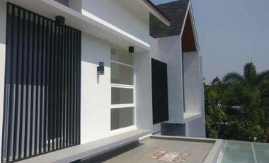 Rumah Desain Modern Siap Huni Dekat Setra Duta Cimahi Utara