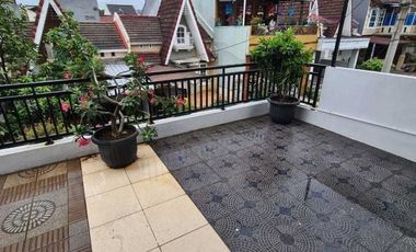 Dijual Rumah Siap Huni di Taman Victoria Sentul City