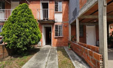 casa en arriendo en la aldea campestre villagorgona. Cod A125481
