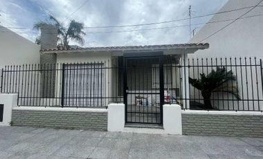 Casa en venta en Bernal Centro