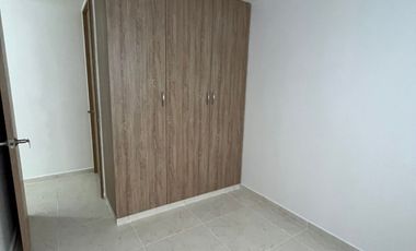 apartamento en arriendo en prados del este. Cod A5010