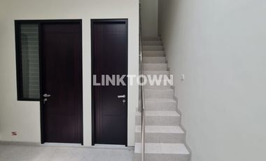 Disewakan Rumah 2 Lantai Murah di Darmo Permai Timur Surabaya Dekat Akses Tol