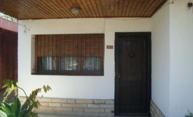 VENTA DE CASA EN BURZACO 5 AMB+ 2 DPTOS 2AMB +GARAGE+ENTR.AUTO.OPORTUNIDAD VIVIENDA E INVERSION