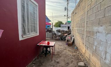Terreno con construcción en venta, Pedregales de Tanlum, Mérida, Yucatán