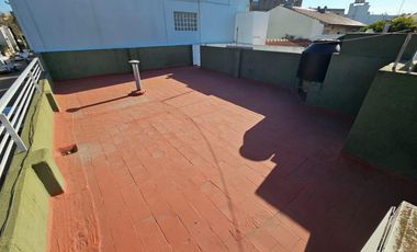 CASA EN VENTA EN MORON SUR - NUEVO VALOR