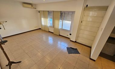 CASA EN VENTA EN MORON SUR - NUEVO VALOR