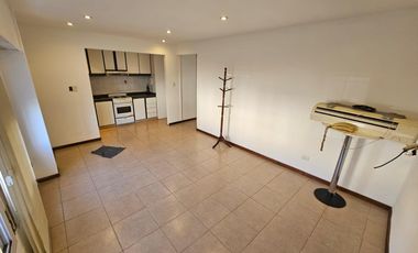 CASA EN VENTA EN MORON SUR - NUEVO VALOR