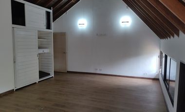 apartamento en arriendo en zuñiga. Cod A9432350