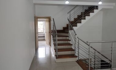 apartamento en arriendo en zuñiga. Cod A9432350