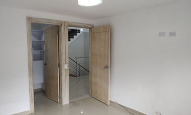apartamento en arriendo en zuñiga. Cod A9432350