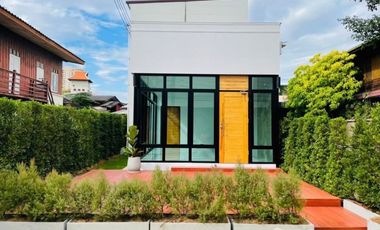 4 Bedroom House for sale in Chang Moi, Chiang Mai