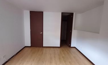 apartamento en arriendo en cumbres. Cod A513225