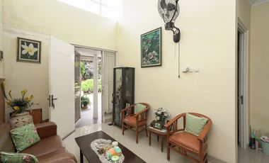 Rumah 1 Lt SHM 6 Menit ke Summarecon Mall Bekasi Hadap Utara J-23135