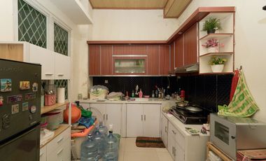 Rumah 1 Lt SHM 6 Menit ke Summarecon Mall Bekasi Hadap Utara J-23135