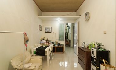 Rumah 1 Lt SHM 6 Menit ke Summarecon Mall Bekasi Hadap Utara J-23135