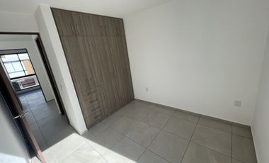casa en renta toluca, fraccionamiento aurea, doble filtro de seguridad.