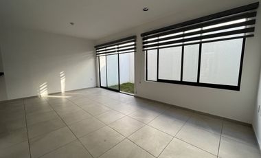 casa en renta toluca, fraccionamiento aurea, doble filtro de seguridad.