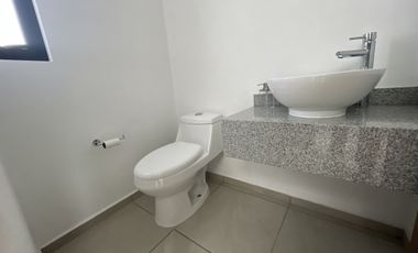 casa en renta toluca, fraccionamiento aurea, doble filtro de seguridad.