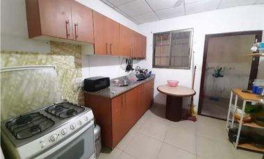 VENDO CASA SEMIAMOBLADA EN LA CHORRERA ALTOS ARAGUANEY 3R