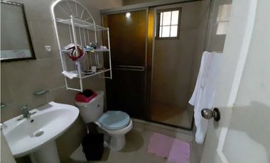 VENDO CASA SEMIAMOBLADA EN LA CHORRERA ALTOS ARAGUANEY 3R