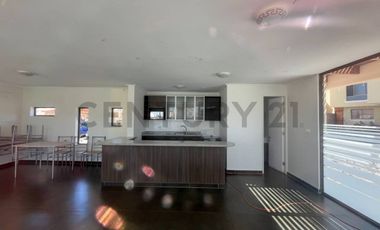 SE VENDE, AMPLIA E ILUMINADA  CASA EN SECTOR COSTA LAGUNA.