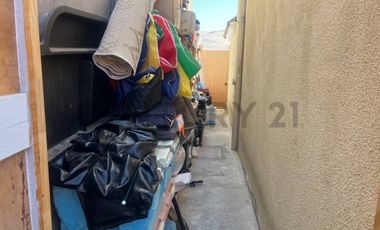 SE VENDE, AMPLIA E ILUMINADA  CASA EN SECTOR COSTA LAGUNA.