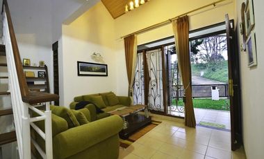 Vila Dago lux mewah dan nyaman Bandung
