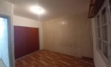 Venta de casa con 4 PH en block -Monte grande
