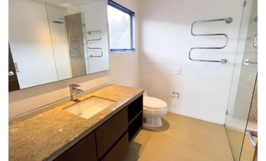 VENTA CASA CAMPESTRE CON  VISTA DE LUJO - ARBORETTO LA CALERA