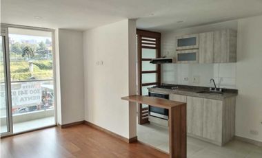 Se arrienda apartamento con parqueadero en Baja Suiza, Manizales