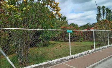 VENDO CASA COMERCIAL EN DOLEGA