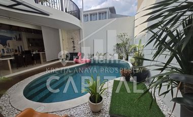 Casa De Jingga Mediteranian Style di Kota Baru Parahyangan dengan view danu & gunung worthed banget jadi pilihanmu