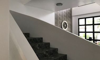 HOUSE AND LOT FOR SALE FOR COMMERCIAL PURPOSES ID 14644
